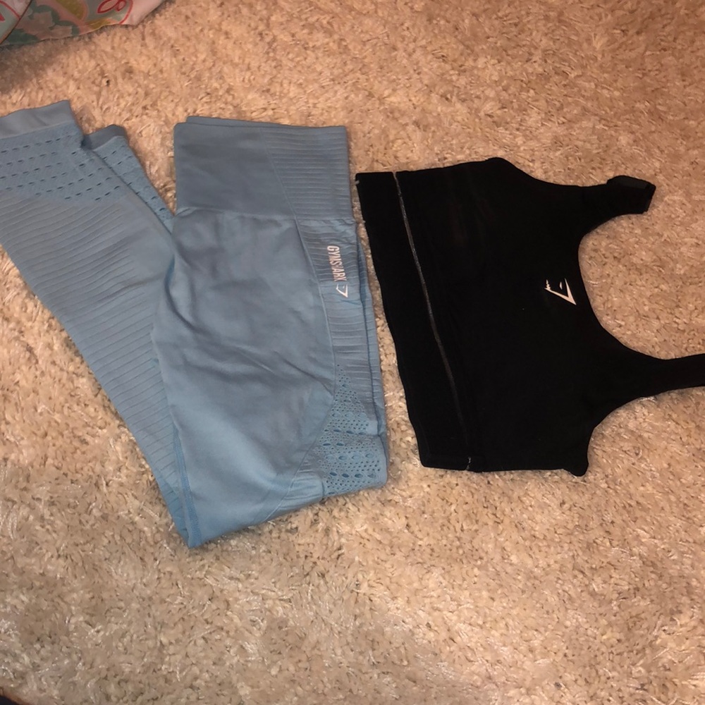 Gymshark bundle!!!💙🖤
